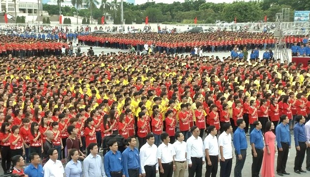 Banyak aktivitas menyambut peringatan ulang tahun ke-70 Revolusi Agustus dan Hari Nasional Vietnam diadakan