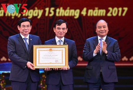 PM Nguyen Xuan Phuc menginginkan agar BIDV lolos masuk grup 25 bank yang paling besar di ASEAN