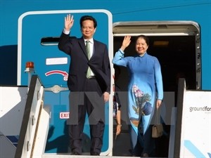 Prime Minister begins official visit to Portugal