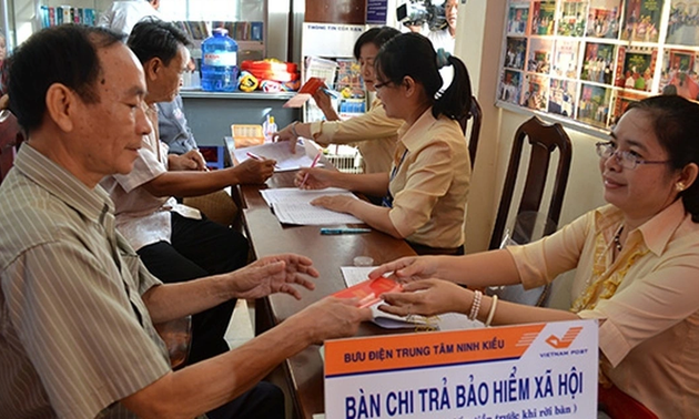 ແນະ​ນຳ​ກ່ຽວ​ກັບອາຍຸກະສຽນບຳ​ນານ​ຢູ່ ຫວຽດ​ນາມ