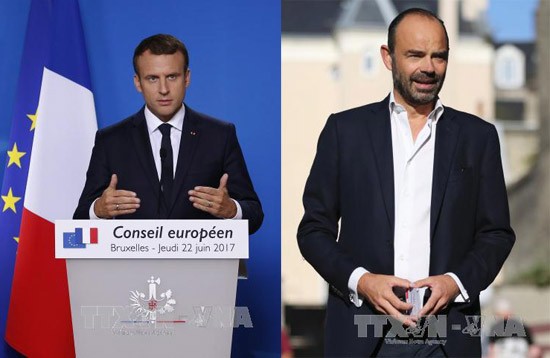 Franceses siguen mostrando simpatía hacia Macron y Philippe