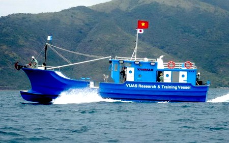 ヤンマー社、ベトナム漁民を支援