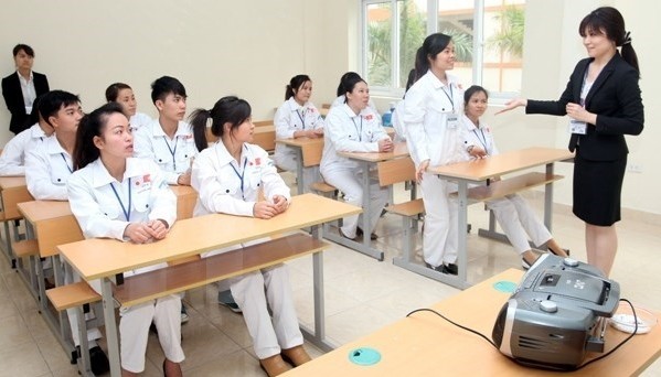 日本に派遣される看護士訓練コース、開始