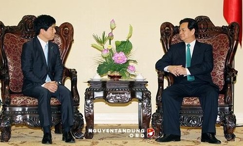 ズン首相、中根外務大臣政務官と会見