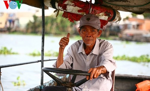 カイベ（Cai Be)水上市場（２）