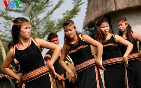 バナ族の平安を祈る儀式