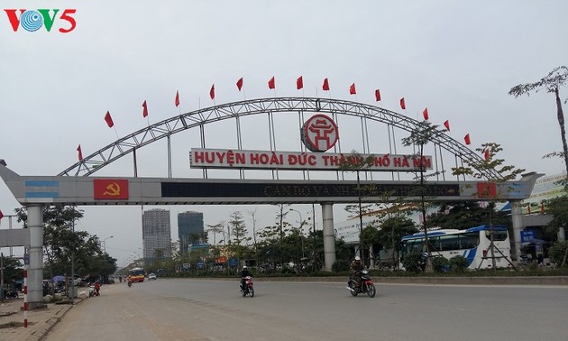 ハノイ市郊外のホアイドゥック県