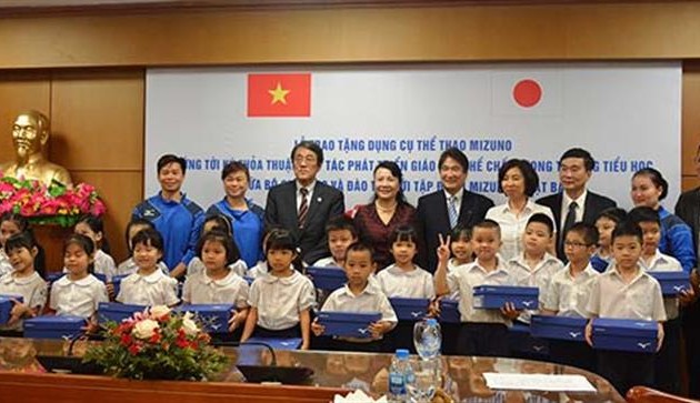 日本、ベトナムに近代的体育教育プログアムを支援
