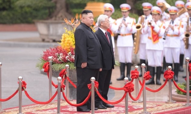 金委員長の歓迎式典