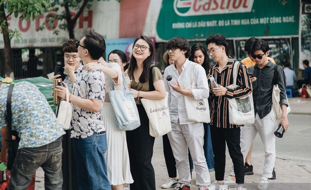 プラスチックごみ削減を目指す外国人の取り組み