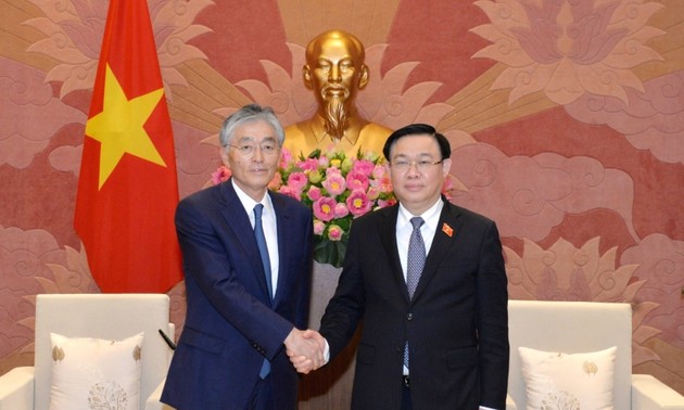 フエ国会議長、イーレックス社の社長と会見 