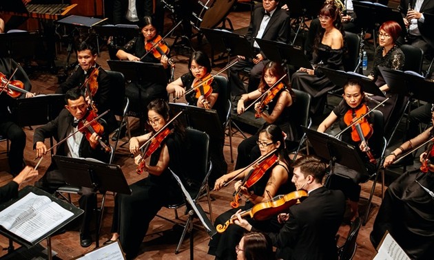 ホーチミン市バレエ交響楽団によるモーツァルトとラフマニノフコンサート