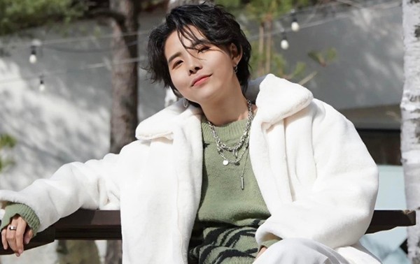 ブー・カット・トゥオンさんの歌