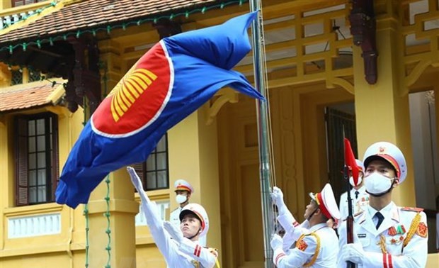 ASEAN 日増しに威信を向上