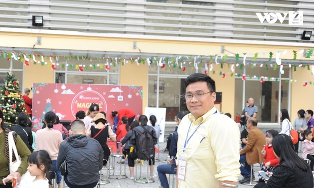 身体の不自由な人にエネルギッシュなライブをお届けした男性のコアットさん