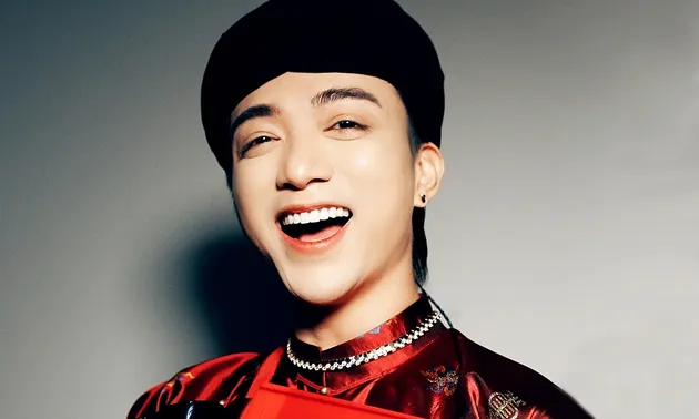 男性歌手スービン・ホアンソンのバラードソング