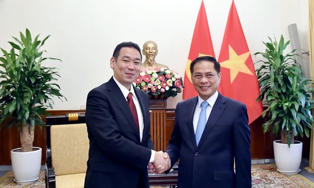 ソン副首相  日本共産党の田中悠副委員長・書記局長代行と会見