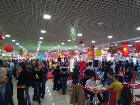 Festival  kuliner  jalanan Vietnam di Moskwa