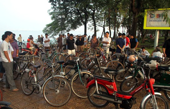 Vintage bicycles and reminiscences of ancient Hanoi 