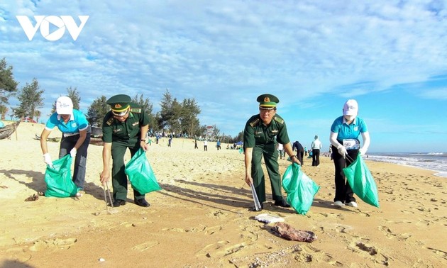 Hue celebrates World Environment Day, launches “Youth for the homeland’s seas and islands” campaign