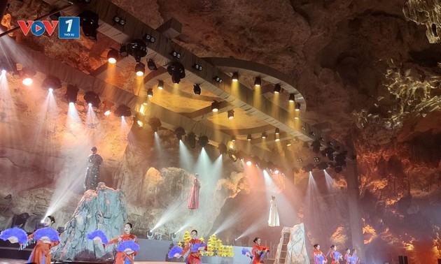 Quang Ninh promotes culture through cave tourism