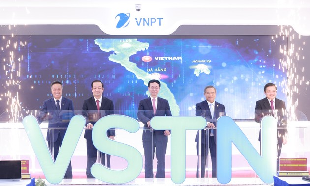Vietnam launches its first international terrestrial fiber optic cable