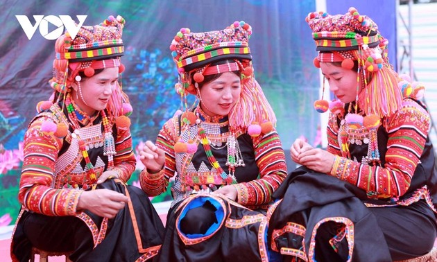 Ho Su Cha Spring Festival of the Ha Nhi reinforces community bonding