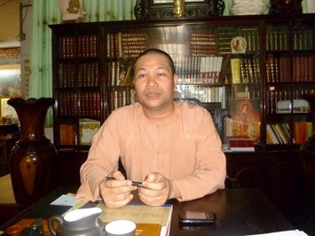 Six monks ready to go to Truong Sa Island 