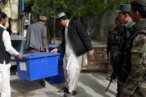 Voting opens in Afghan presidential election