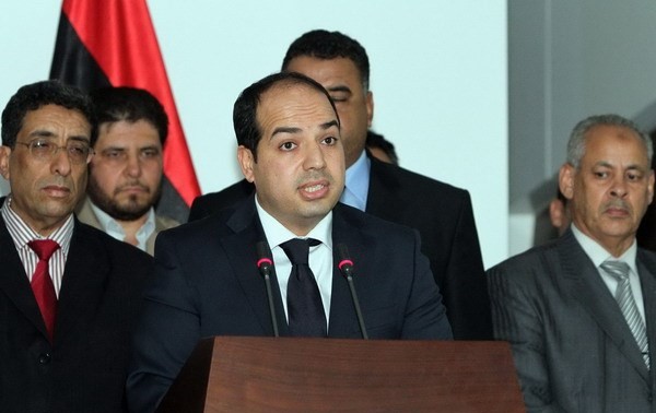 Libya's new government officially takes office