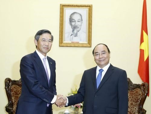 PM pledges favorable conditions for Japanese investors