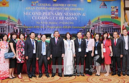 37th AIPA closes, Vietnam’s initiatives approved