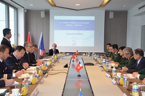 Vietnam, France deepen defence cooperation