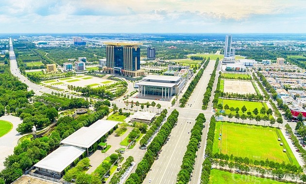 Binh Duong named among top 7 “Intelligent Communities” worldwide