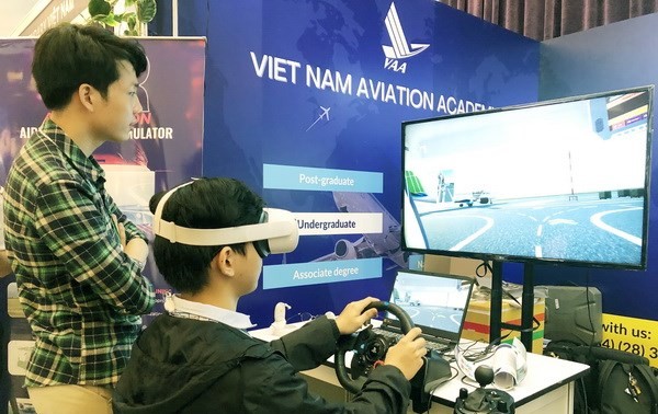 Third Vietnam International Aviation Expo opens in HCM City