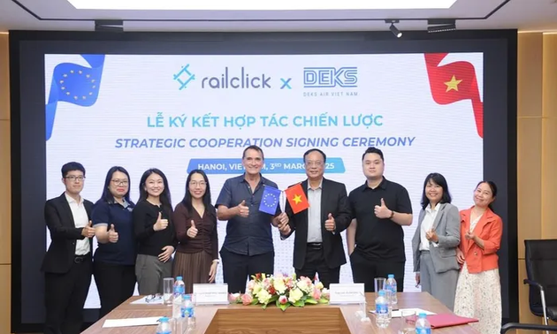 Online train ticket booking platform to be launched