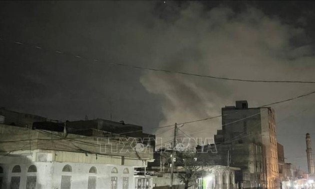 US military renews airstrikes on Yemen's Hodeidah seaport