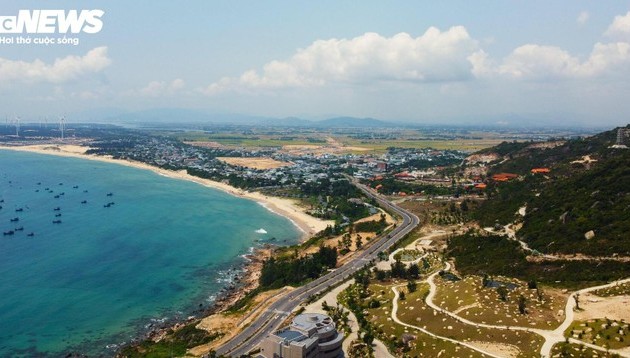 Coastal roads in Binh Dinh: Nature’s masterpiece