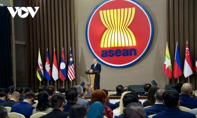 Vietnam – 30 year of integration and development with ASEAN 