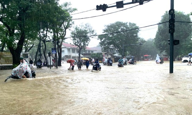 Central provinces evacuate residents from flood, landslide areas overnight