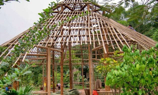 Women of Thu Hong bamboo village sustaining a 300-year craft	