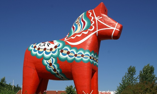 Sweden’s Dala legacy horse enters the nano age