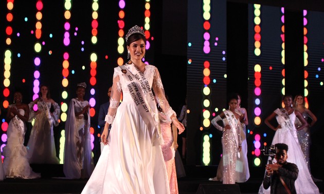 Hoàng Thi Kỳ Duyên couronne Miss Super Globe 2019