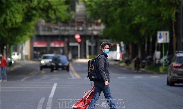 Coronavirus: vers une sortie prudente du confinement en Europe