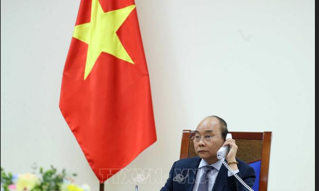 Entretien téléphonique Nguyên Xuân Phuc et Abe Shinzo 