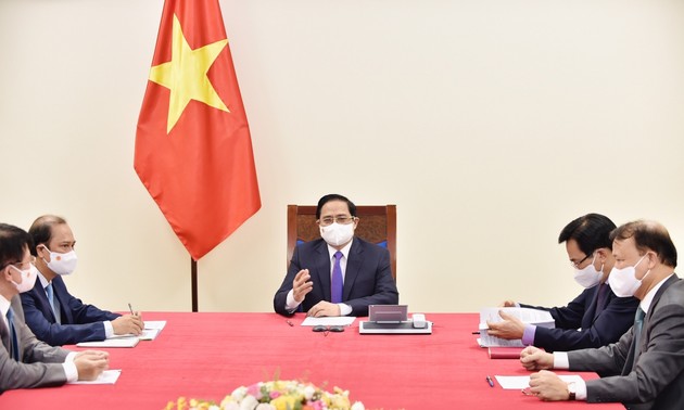 Vietnam-Canada: promouvoir la relation diplomatique et coopérer pour faire face à la pandémie de Covid-19