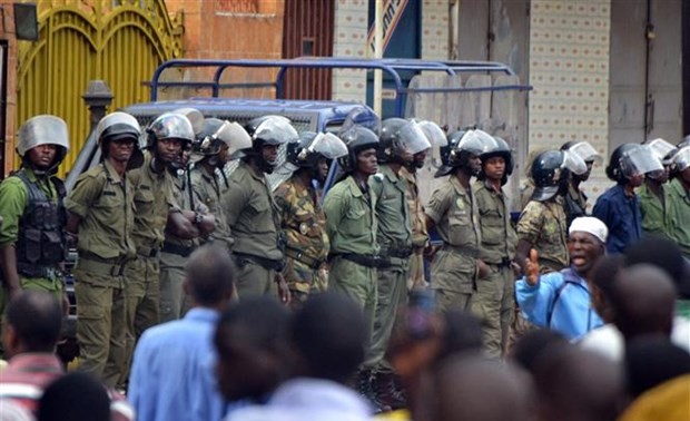 Guinée: Les forces spéciales revendiquent la prise de pouvoir et l'arrestation du président Alpha Condé