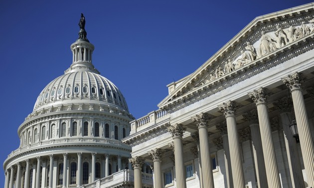 Des sénateurs américains appellent à l’expulsion de 300 diplomates russes