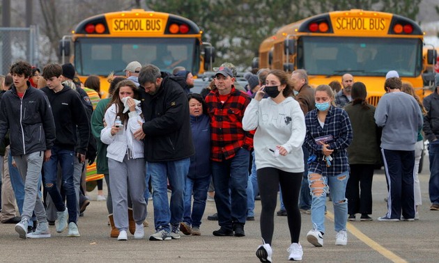 États-Unis: Au moins trois morts et six blessés dans un fusillade dans un lycée