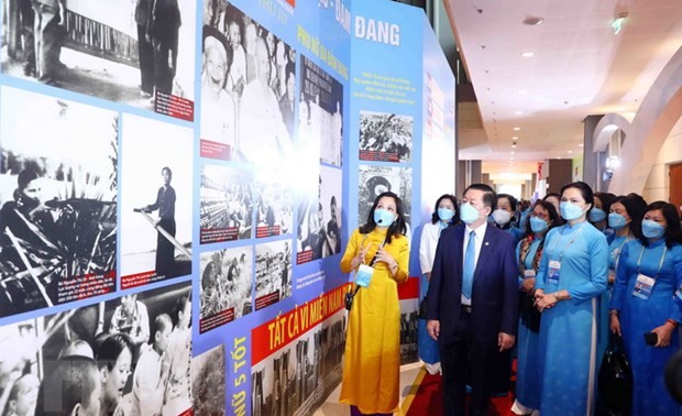 Activités en l'honneur du treizième Congrès national de l'Union des femmes vietnamiennes